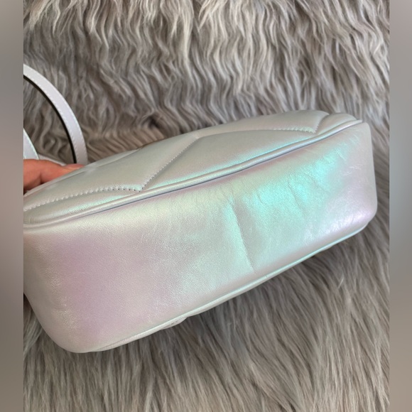 NEW! GUCCI•GG Iridescent Chevron Matelasse Quilted Camera Bag - Picture 11 of 14